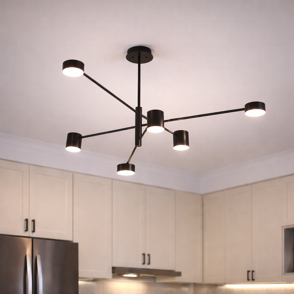 Designerska lampa sufitowa LED – złoto-czarna do salonu